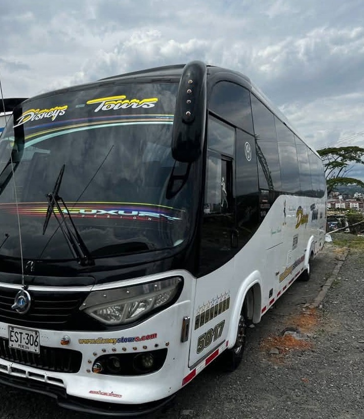 Amplia gama de vehículos de transporte especial de segunda mano en excelentes condiciones. Ideal para emprendedores que buscan calidad y rentabilidad