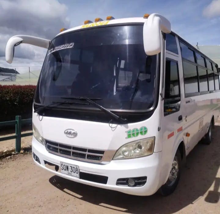 vehículos usados, transporte especial, venta de vehículos en Bogotá, financiación para vehículos, calidad y confianza