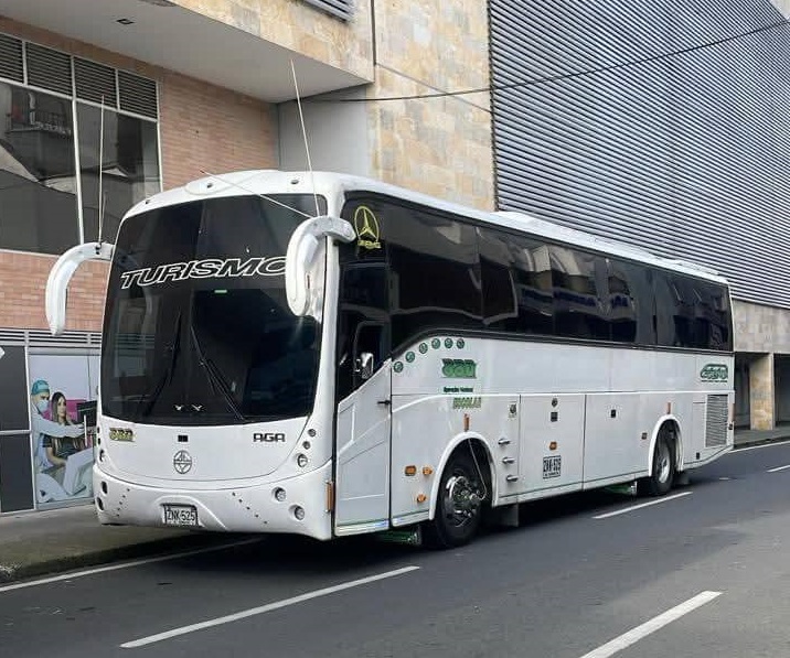 vehículos usados, transporte especial, venta de vehículos en Bogotá, financiación para vehículos, calidad y confianza