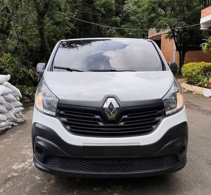vehículos usados, transporte especial, venta de vehículos en Bogotá, financiación para vehículos, calidad y confianza